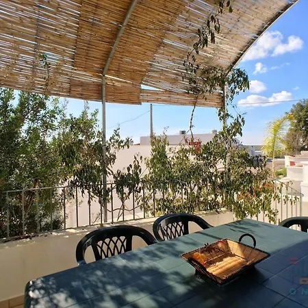 Daversa 2 By Puglia On Line Apartment